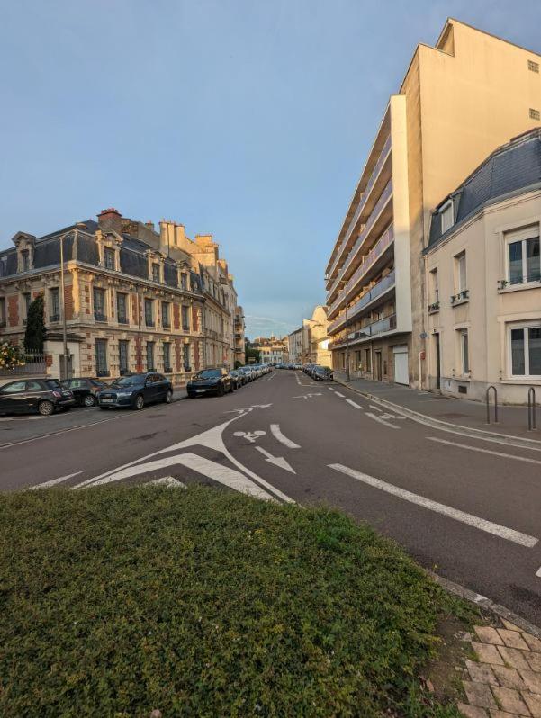 L'Ange Au Sourire Apartment Reims Exterior foto
